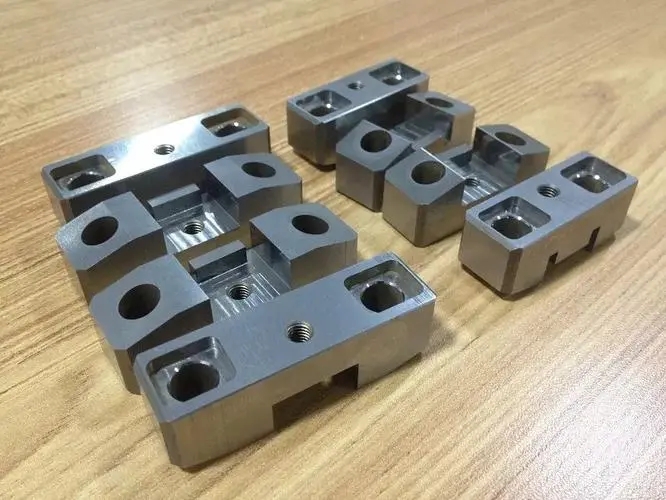 精密治具